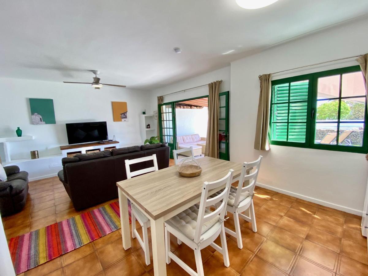 Vakantiehuis Terracitas 3 Hiru , Coqueto Con Ac , Terraza Y Piscina Comunitaria